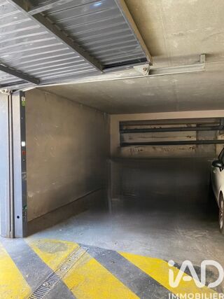  Parking / Garage � vendre 12 m�