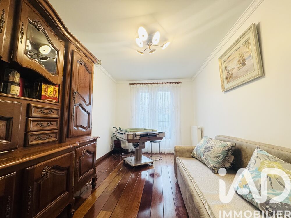 � vendre  Maison Magny-le-Hongre (77700)