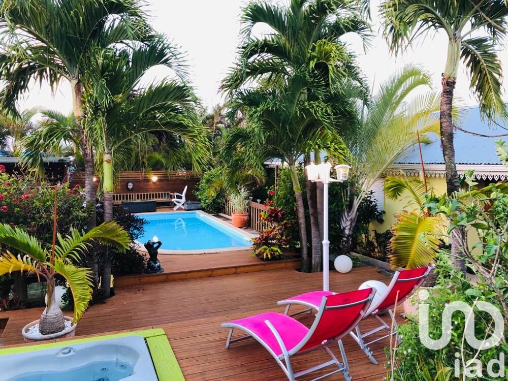 � vendre  Maison Sainte-Anne (97180)