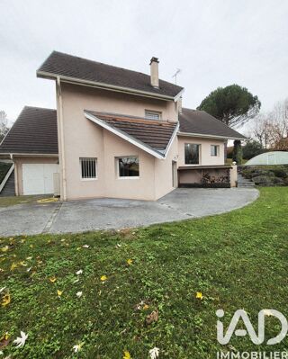  Maison  vendre 8 pices 185 m