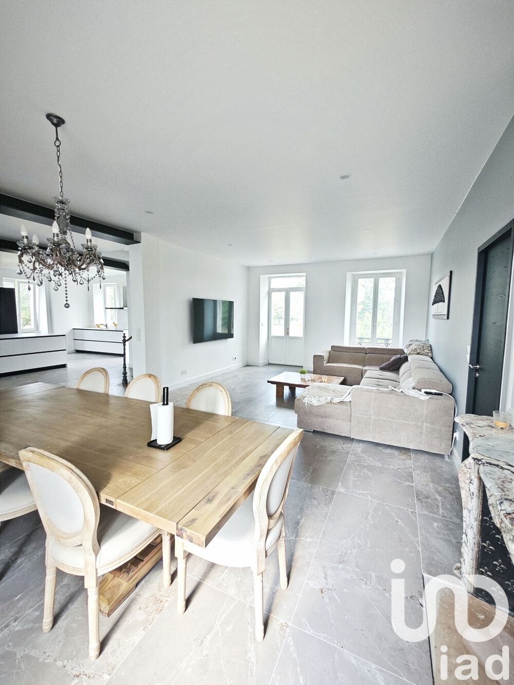  vendre  Proprit/chteau Champs-sur-Yonne (89290)