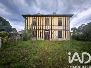  Maison  vendre 8 pices 210 m