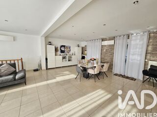  Maison  vendre 10 pices 210 m