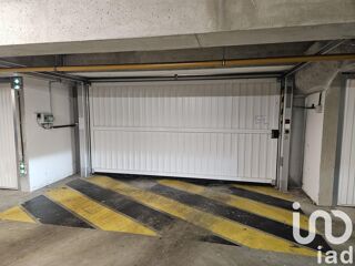  Parking / Garage  vendre 12 m
