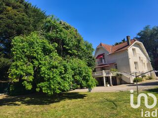  Villa  vendre 6 pices 180 m