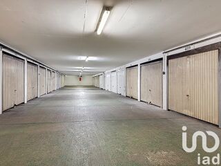  Parking / Garage  vendre 16 m