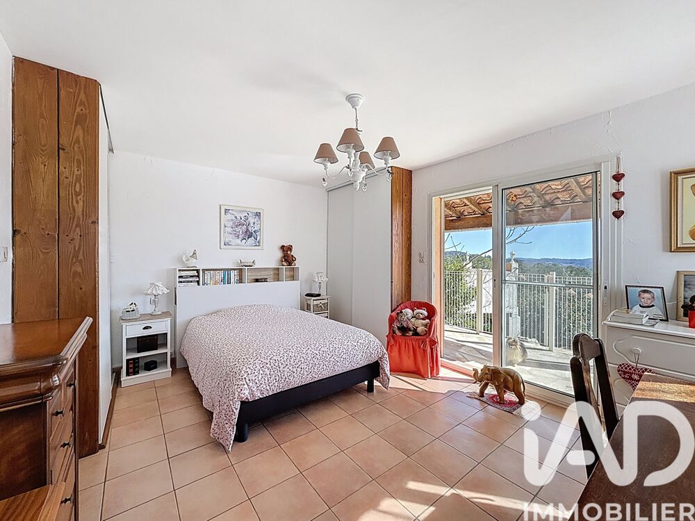 � vendre  Maison Besse-sur-Issole (83890)