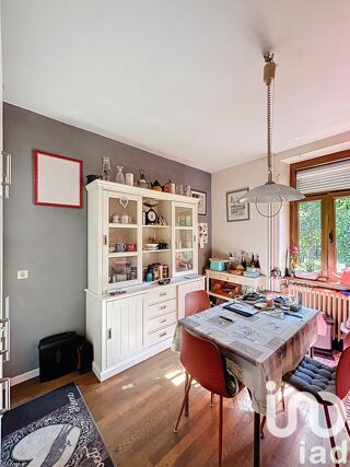  Maison � vendre 9 pi�ces 220 m�