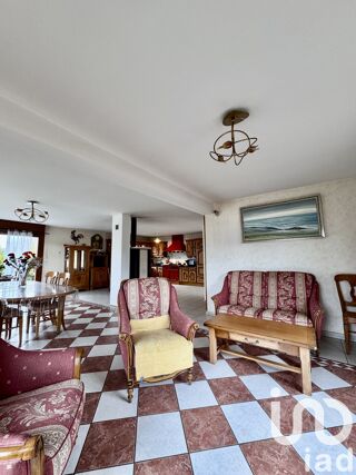  Maison � vendre 10 pi�ces 274 m�