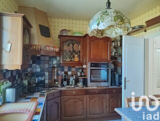  Maison  vendre 8 pices 220 m