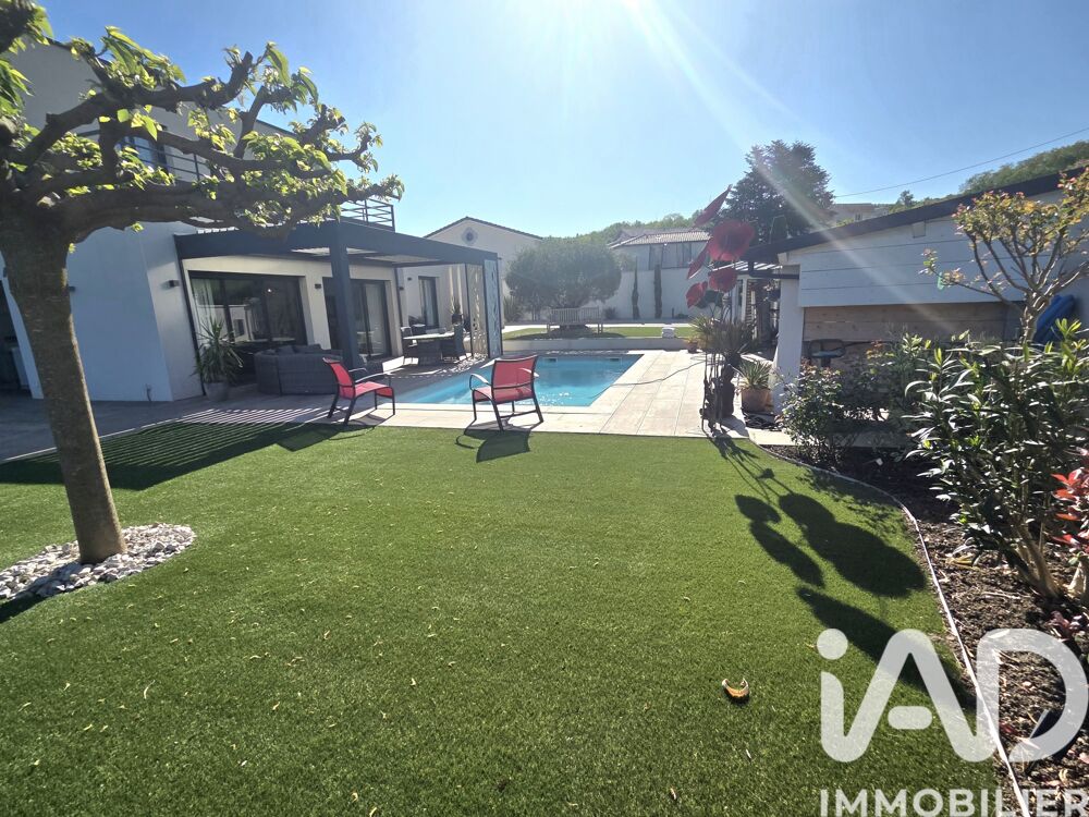 � vendre  Villa Beausemblant (26240)