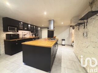  Maison  vendre 6 pices 313 m