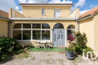  Maison � vendre 5 pi�ces 180 m�