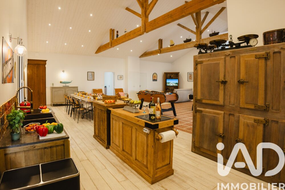 � vendre  Maison �le-d'Aix (17123)