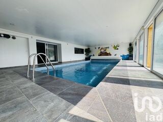  Maison  vendre 8 pices 400 m