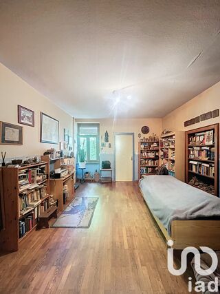  Maison � vendre 9 pi�ces 220 m�