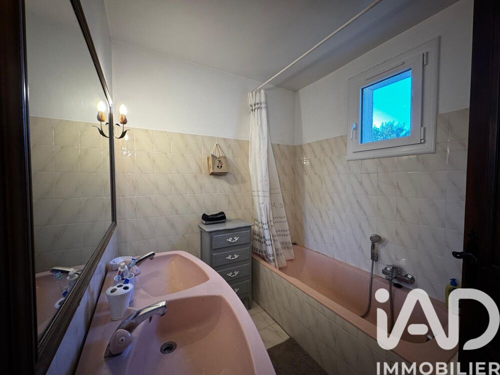 � vendre  Maison Saint-Paul-en-For�t (83440)