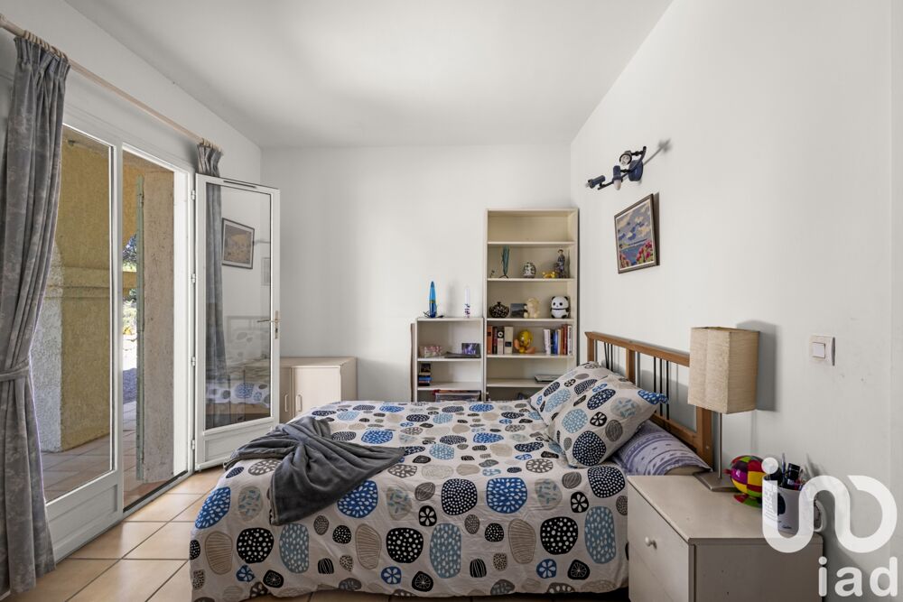 � vendre  Villa Ventabren (13122)