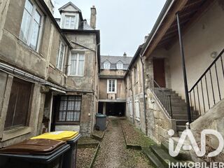  Immeuble � vendre 730 m�