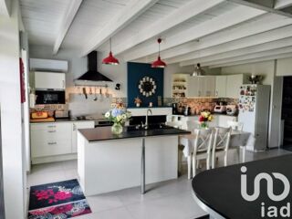  Maison  vendre 8 pices 215 m