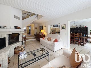  Maison  vendre 5 pices 195 m