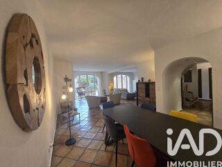  Maison  vendre 8 pices 222 m