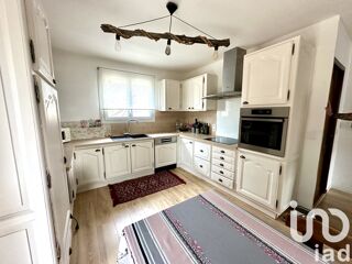  Maison  vendre 6 pices 180 m