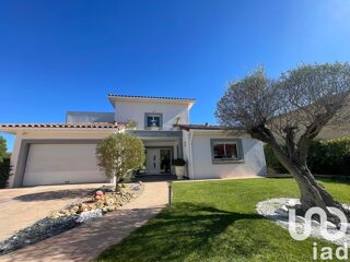  Villa  vendre 6 pices 226 m