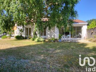  Maison  vendre 8 pices 244 m