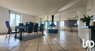  Maison  vendre 6 pices 221 m