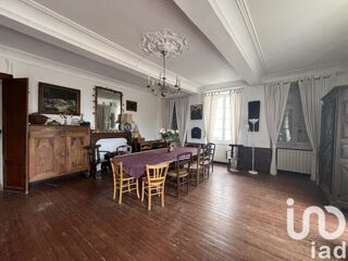  Maison  vendre 15 + pices 530 m