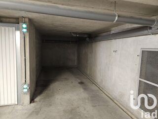  Parking / Garage � vendre 12 m�