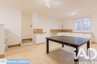  Maison � vendre 8 pi�ces 210 m�