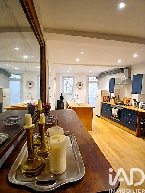   Vente Maison de village 7 pi�ces Maison - 7 pi�ce(s) - 164 m�