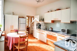  Maison  vendre 6 pices 141 m