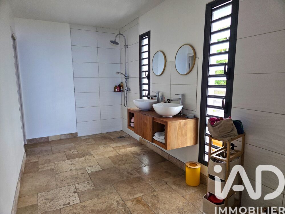 � vendre  Maison Petite-�le (97429)