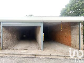  Parking / Garage � vendre 25 m�