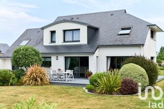  Villa  vendre 6 pices 200 m
