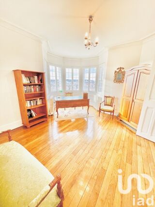  Villa � vendre 9 pi�ces 250 m�