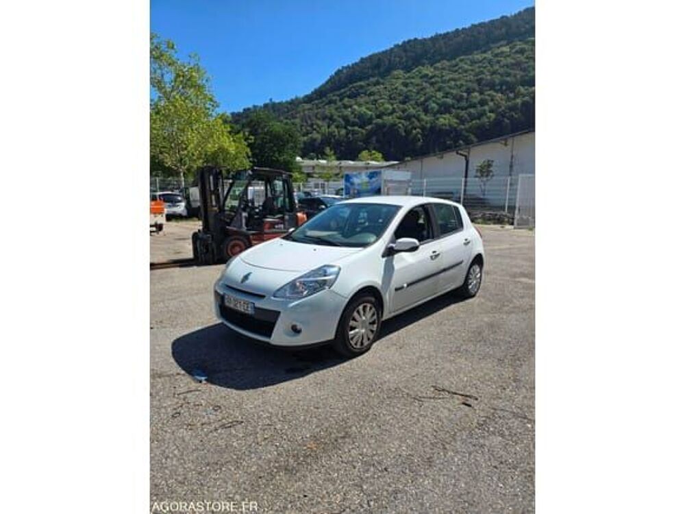 Clio VF1BR1F0H43802212 occasion 93100 Annecy