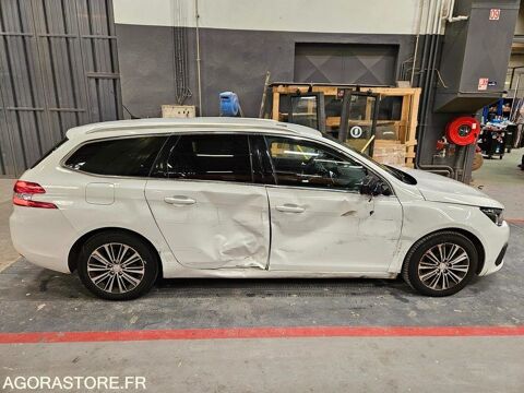 Peugeot 308 VF3LCYHZRLS224524