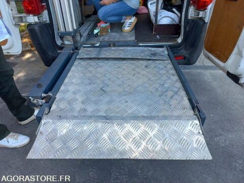 Utilitaire Pieces d&eacute;tach&eacute;es et accessoires Engins BTP  occasion Reims 93100