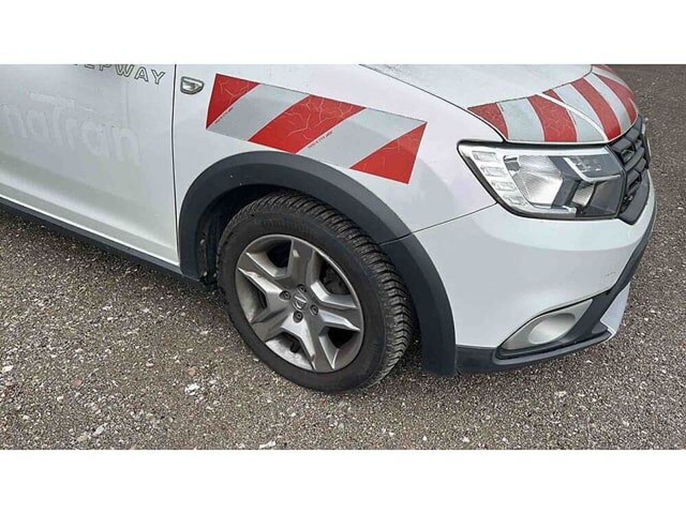 Sandero UU15SDS1V60956679 occasion 93100 Fretin