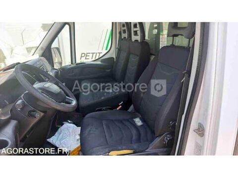 Iveco Massif  occasion Lisbonne 93100