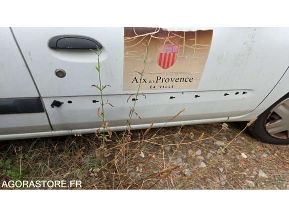 Clio VF1BB0FCF27076377 occasion 93100 Aix-En-Provence