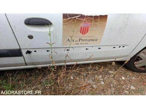 Clio VF1BB0FCF27076377 occasion 93100 Aix-En-Provence
