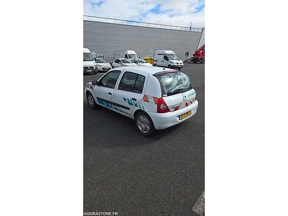 Clio VF1BB1KEF36899416 occasion 93100 Lamballe-Armor
