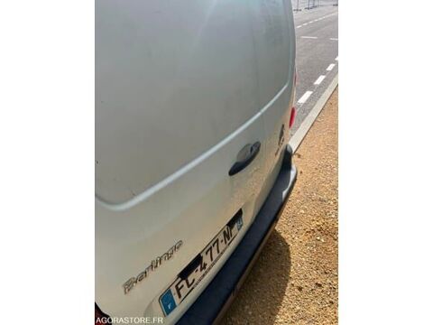 Berlingo VF77B5FK6JJ750096 occasion 93100 Nancy
