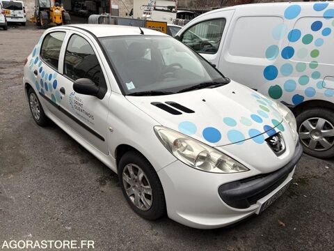 Peugeot 206 VF32M8HZA9Y152504 2009 occasion Saint-Quentin 93100