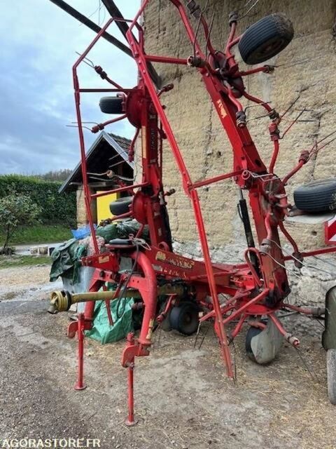 Tracteur agricole Tracteur agricole 2004 occasion Belmont-Tramonet 93100